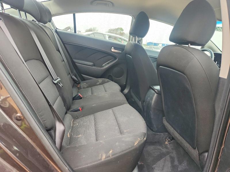 Photo 10 from auction – 2017 KIA FORTE LX with VIN 3KPFK4A74HE157122