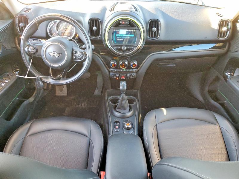 Photo 8 from auction – 2019 MINI COOPER COU with VIN WMZYV5C52K3F57909