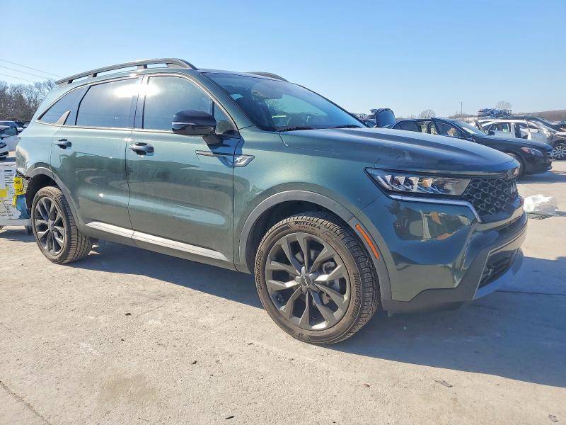 Photo 4 from auction – 2022 KIA SORENTO EX with VIN 5XYRHDLF6NG161591