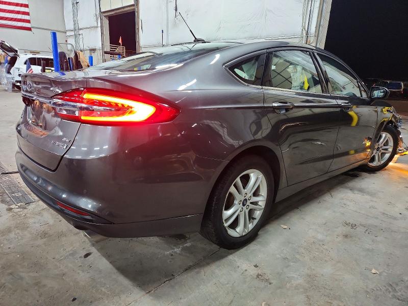 Photo 3 from auction – 2018 FORD FUSION with VIN 3FA6P0LU1JR272584