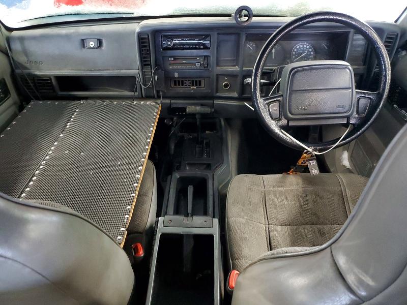 Photo 8 from auction – 1996 JEEP CHEROKEE with VIN 1J4FN28S4TL282394