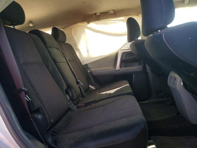 Photo 10 from auction – 2010 TOYOTA 4RUNNER SR with VIN JTEBU5JR0A5030266