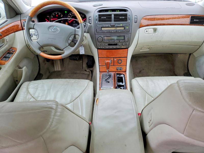 Photo 8 from auction – 2002 LEXUS LS 430 with VIN JTHBN30F720075232