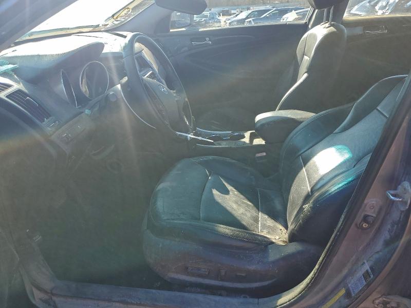 Photo 7 from auction – 2011 HYUNDAI SONATA SE with VIN 5NPEC4AC8BH038952