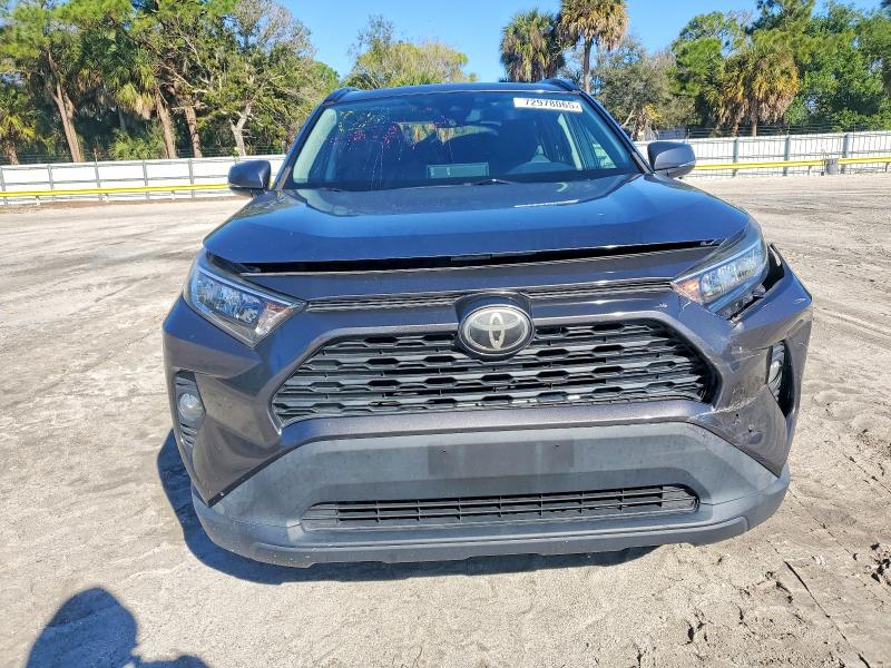 Photo 5 from auction – 2019 TOYOTA RAV4 XLE with VIN 2T3P1RFV1KW005693