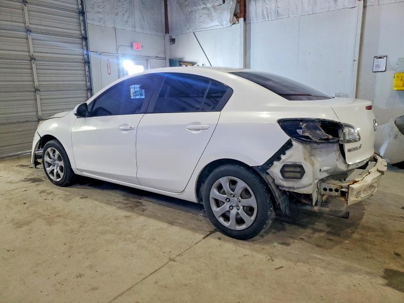 Photo 2 from auction – 2011 MAZDA 3 I with VIN JM1BL1UF7B1393898