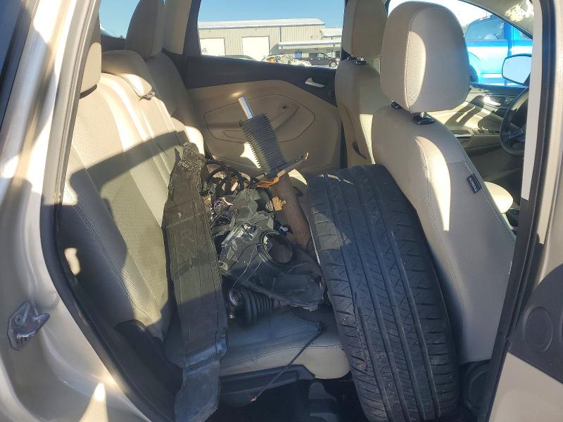 Photo 10 from auction – 2017 FORD ESCAPE SE with VIN 1FMCU9GD3HUC55143