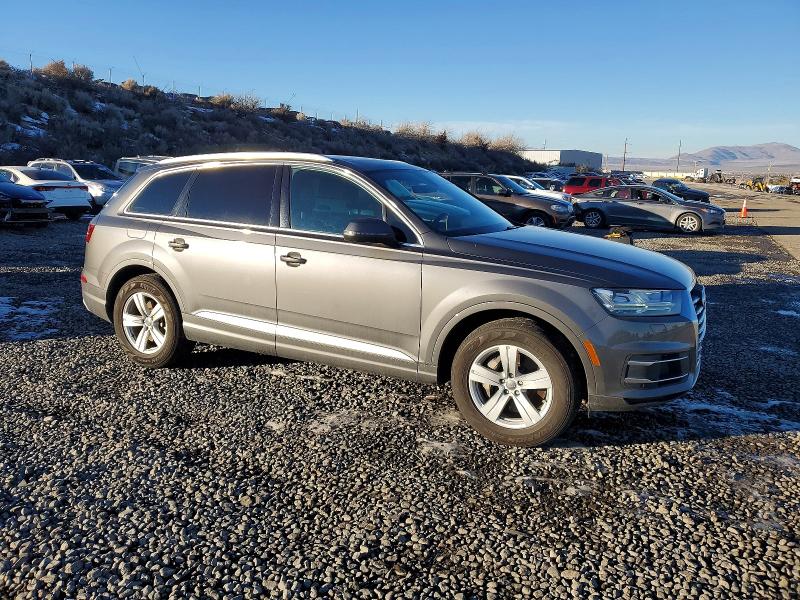 Photo 4 from auction – 2019 AUDI Q7 PREMIUM with VIN WA1LHAF76KD034448