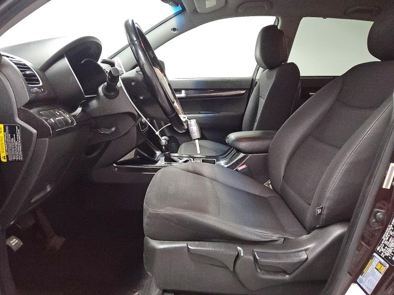 Photo 7 from auction – 2015 KIA SORENTO with VIN 5XYKTCA64FG592459