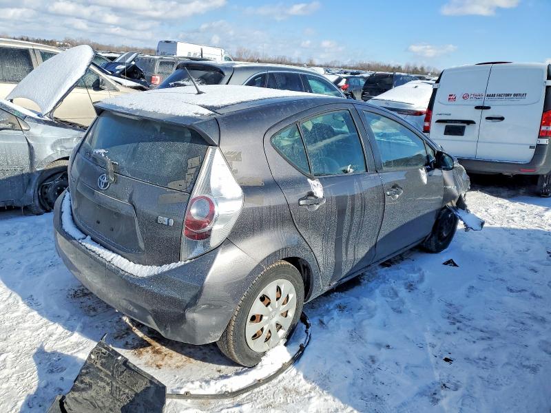 Photo 3 from auction – 2013 TOYOTA PRIUS C with VIN JTDKDTB31D1530211