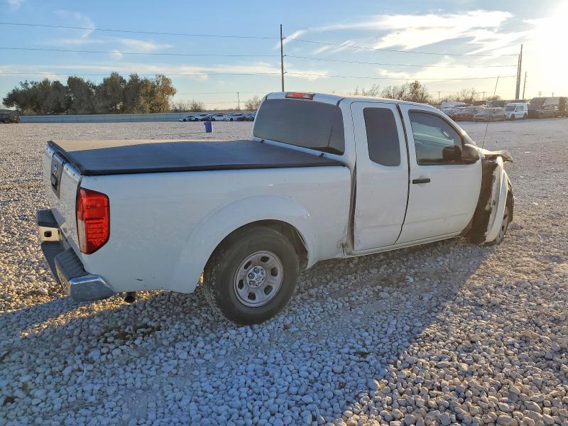 Photo 3 from auction – 2016 NISSAN FRONTIER with VIN 1N6BD0CT5GN716745