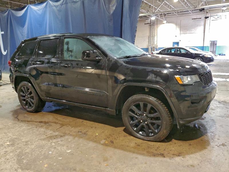 Photo 4 from auction – 2017 JEEP GRAND CHER with VIN 1C4RJFAG4HC744570