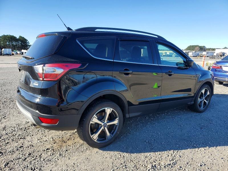 Photo 3 from auction – 2018 FORD ESCAPE SEL with VIN 1FMCU0HD8JUD41161