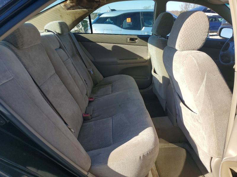 Photo 10 from auction – 2004 TOYOTA CAMRY LE with VIN 4T1BE32K64U352262