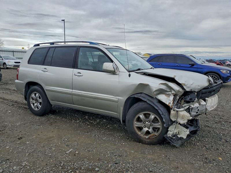 Photo 4 from auction – 2004 TOYOTA HIGHLANDER with VIN JTEEP21A240033233
