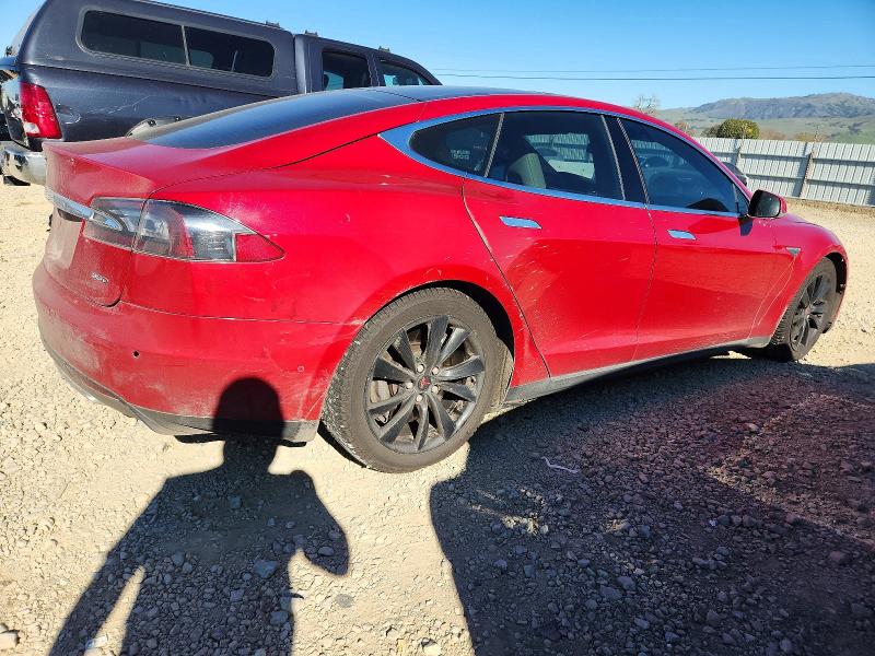 Photo 3 from auction – 2015 TESLA MODEL S with VIN 5YJSA1E28FF105143