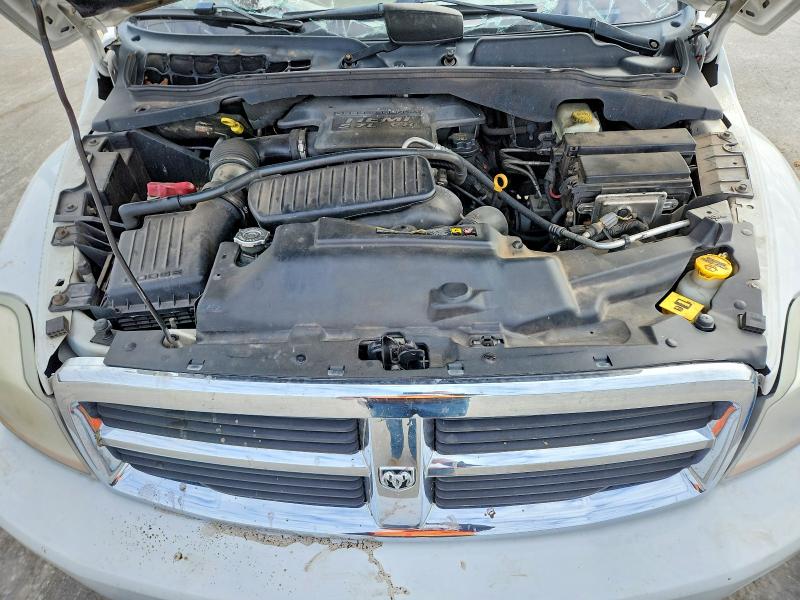 Photo 12 from auction – 2004 DODGE DURANGO SL with VIN 1D4HB48D94F196232