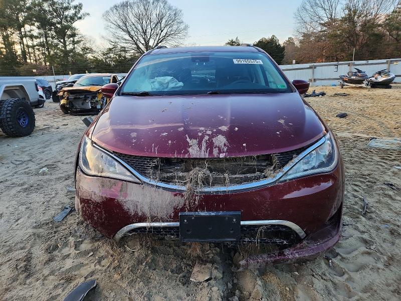 Photo 5 from auction – 2018 CHRYSLER PACIFICA with VIN 2C4RC1BG9JR315949