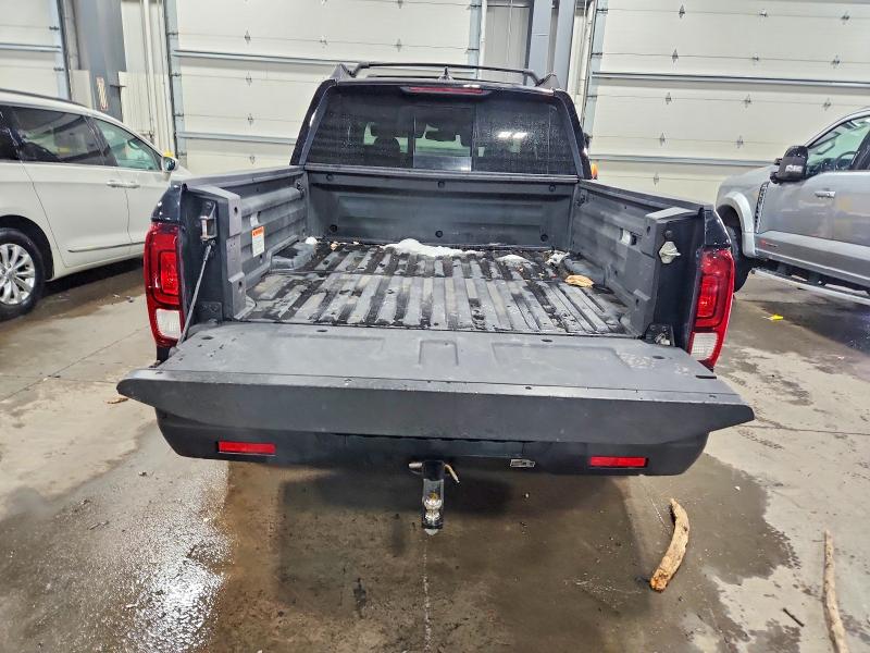 Photo 6 from auction – 2020 HONDA RIDGELINE with VIN 5FPYK3F85LB007681