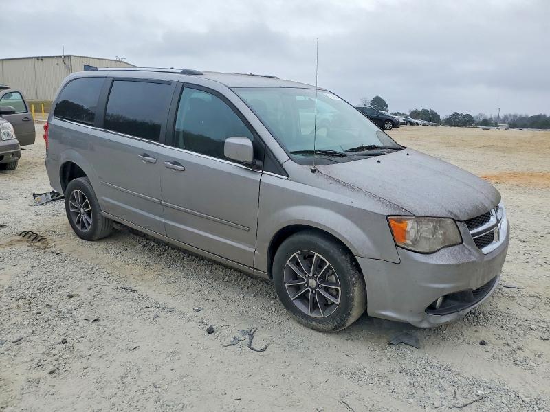 Photo 4 from auction – 2017 DODGE GRAND CARA with VIN 2C4RDGCG7HR624358