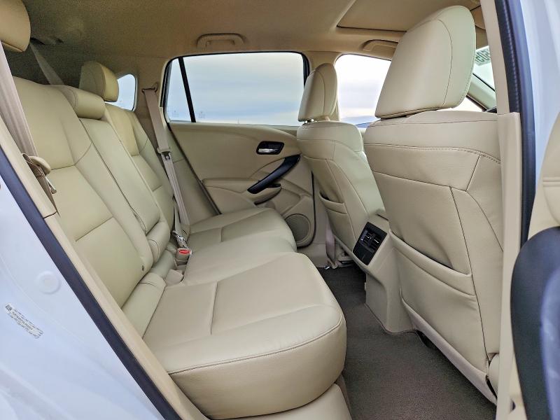 Photo 11 from auction – 2016 ACURA RDX with VIN 5J8TB3H37GL002524