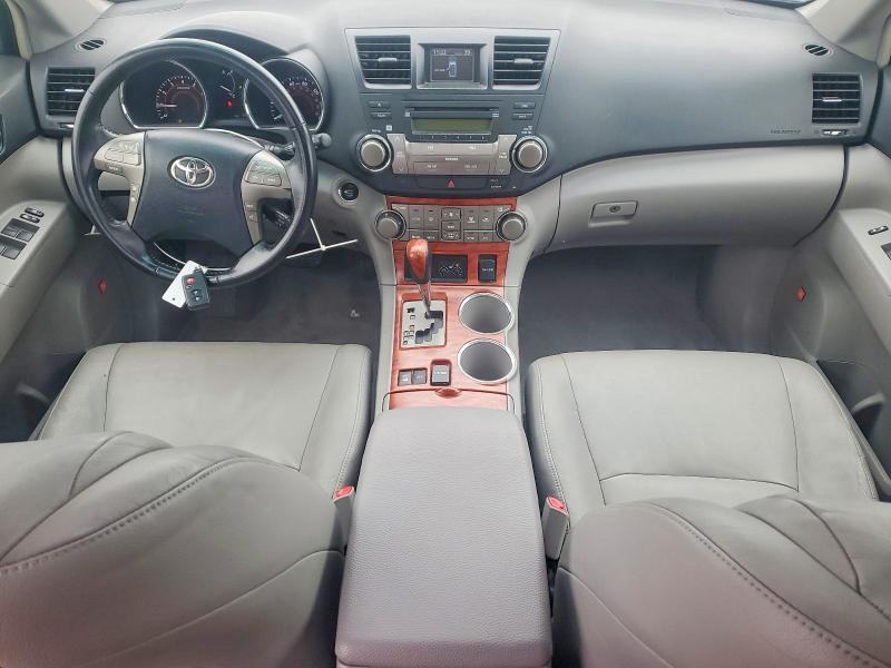 Photo 8 from auction – 2008 TOYOTA HIGHLANDER with VIN JTEES42A282056174