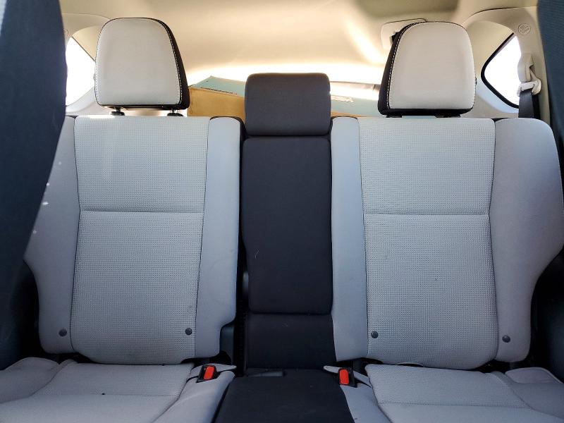 Photo 10 from auction – 2017 TOYOTA RAV4 XLE with VIN 2T3WFREV8HW382285