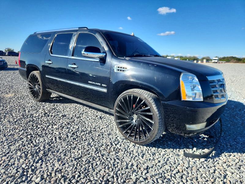 Photo 4 from auction – 2010 CADILLAC ESCALADE E with VIN 1GYUKJEF4AR116372