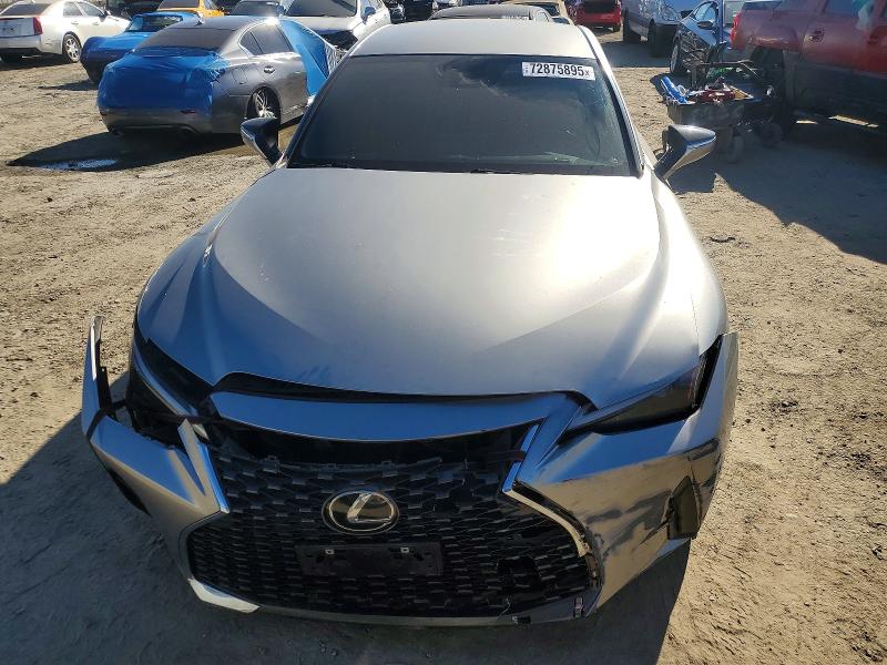 Photo 5 from auction – 2022 LEXUS IS with VIN JTHAA1D21N5118604