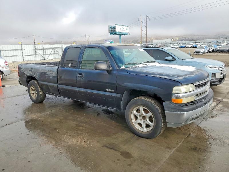 Photo 4 from auction – 2002 CHEVROLET SILVERADO with VIN 1GCEC19T22E176909