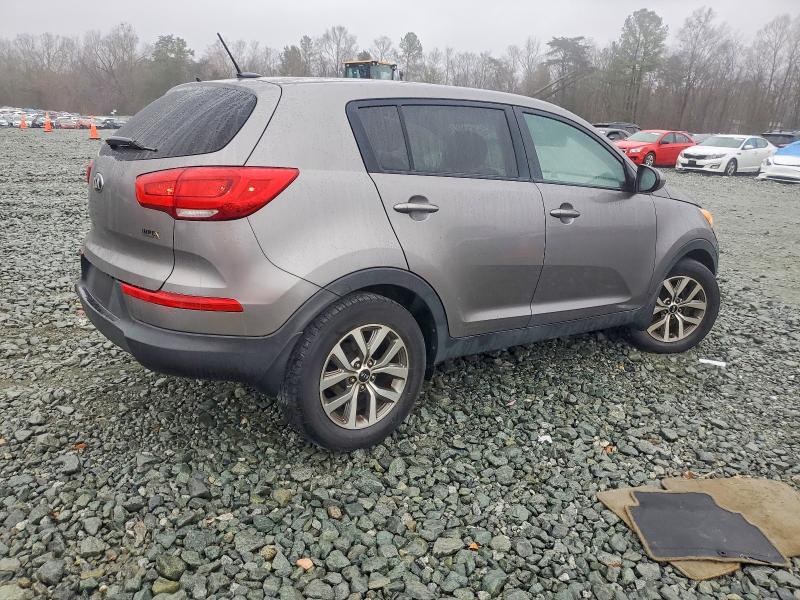 Photo 3 from auction – 2015 KIA SPORTAGE L with VIN KNDPB3AC3F7689504