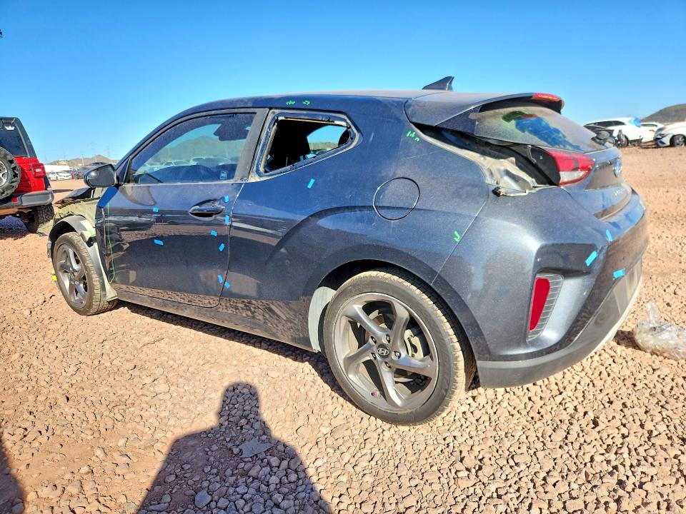 Photo 2 from auction – 2020 HYUNDAI VELOSTER B with VIN KMHTG6AF9LU029830
