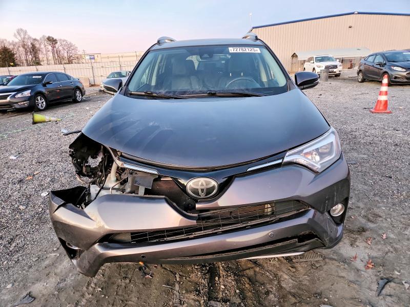 Photo 5 from auction – 2017 TOYOTA RAV4 LIMIT with VIN 2T3YFREVXHW354660