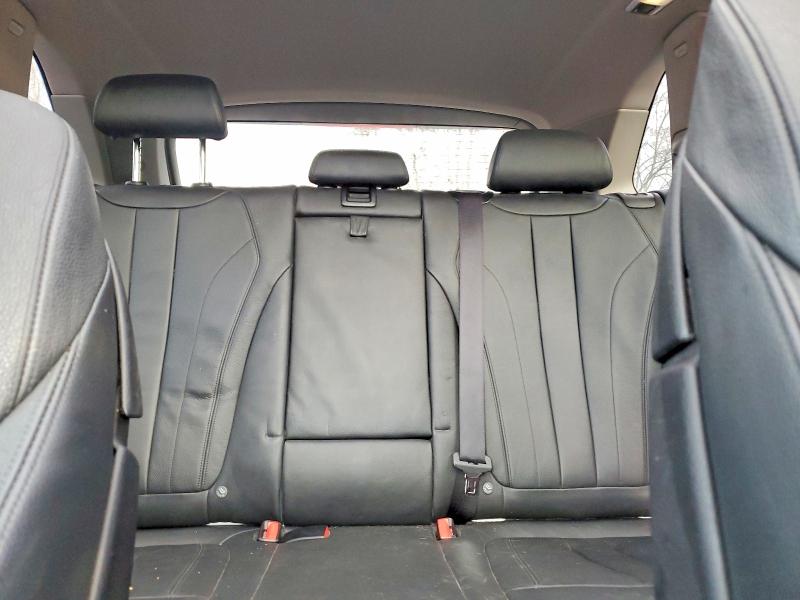 Photo 10 from auction – 2016 BMW X5 XDRIVE3 with VIN 5UXKR0C5XG0S88995