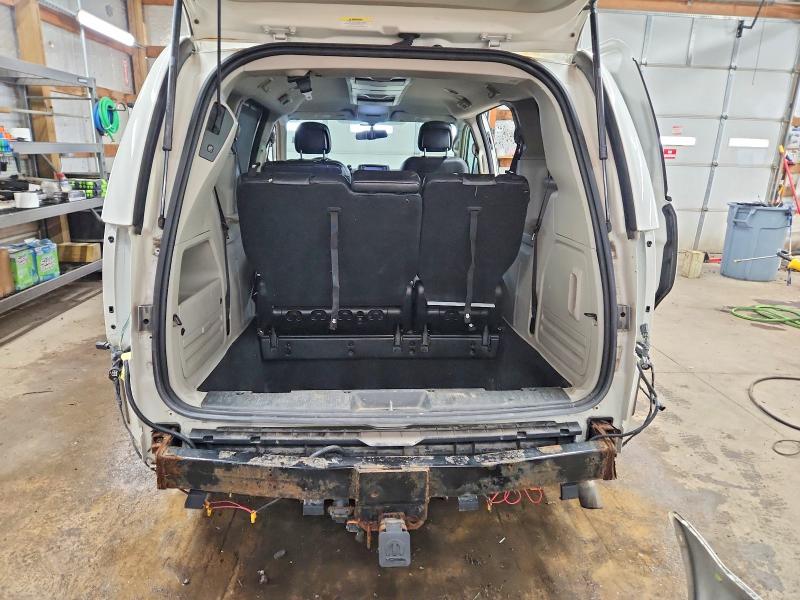 Photo 6 from auction – 2012 CHRYSLER TOWN & COU with VIN 2C4RC1CG1CR362698