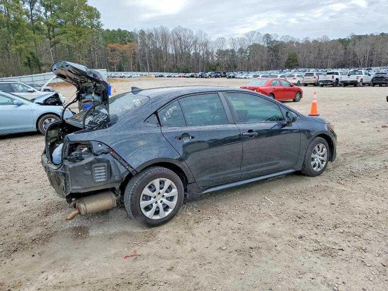 Photo 3 from auction – 2021 TOYOTA COROLLA with VIN 5YFEPMAE4MP158727