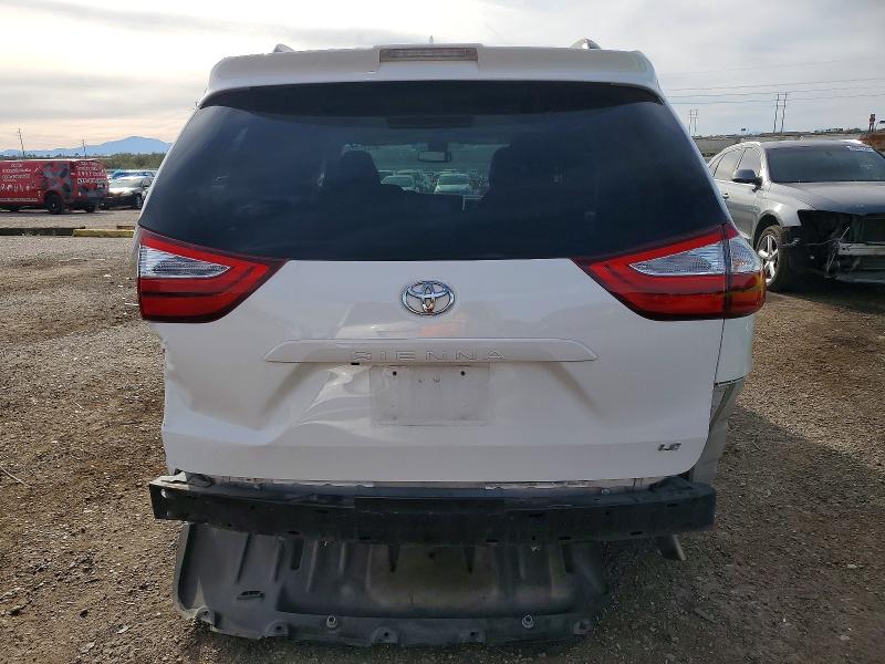 Photo 6 from auction – 2018 TOYOTA SIENNA LE with VIN 5TDKZ3DC8JS953252