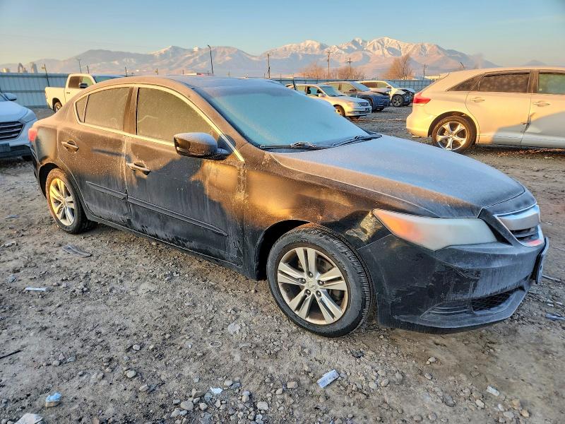 Photo 4 from auction – 2013 ACURA ILX 20 with VIN 19VDE1F38DE018360