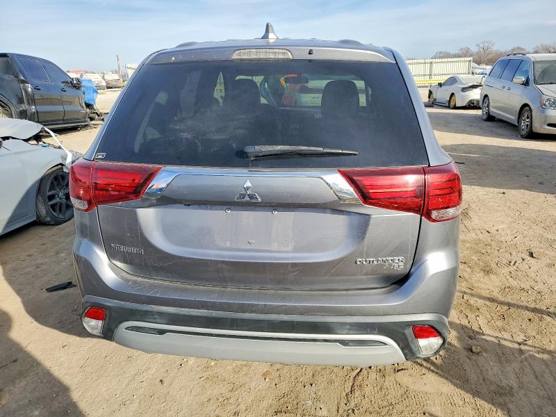 Photo 6 from auction – 2019 MITSUBISHI OUTLANDER with VIN JA4AD3A30KZ019143