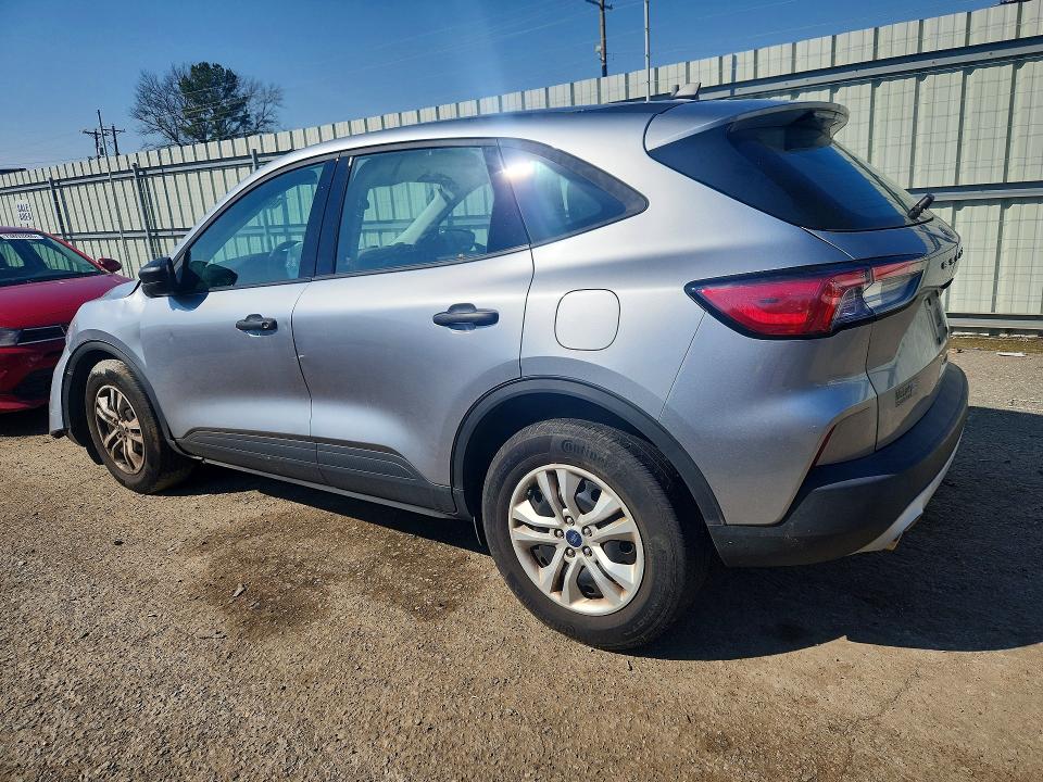 Photo 2 from auction – 2021 FORD ESCAPE S with VIN 1FMCU0F6XMUA78101