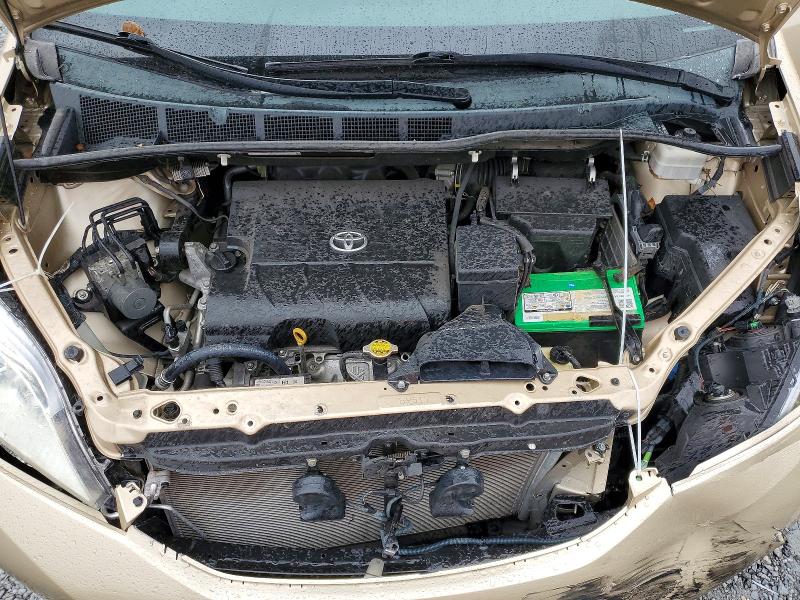 Photo 12 from auction – 2011 TOYOTA SIENNA XLE with VIN 5TDYK3DC7BS141585