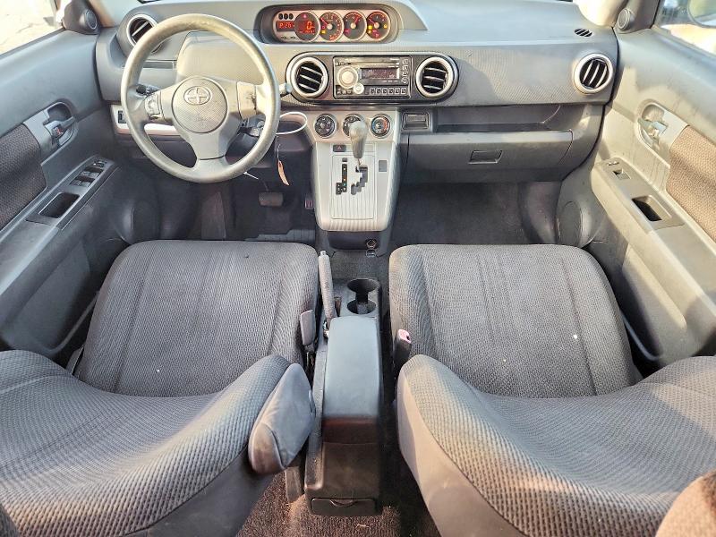 Photo 8 from auction – 2010 TOYOTA SCION XB with VIN JTLZE4FE8A1114217