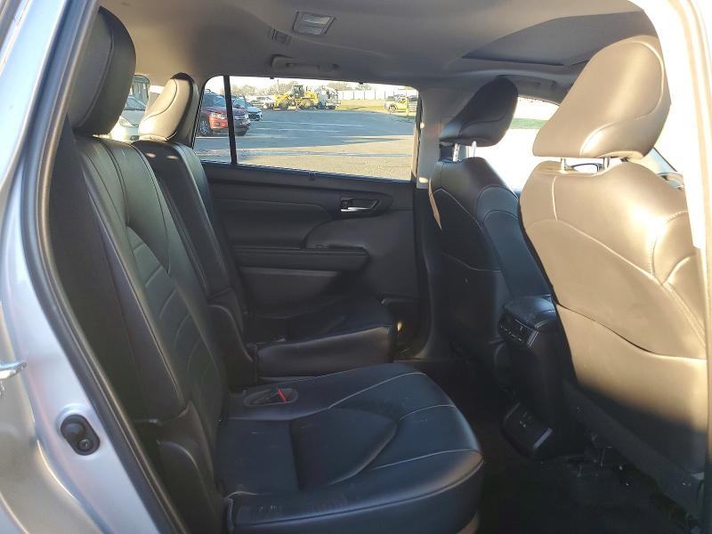Photo 11 from auction – 2023 TOYOTA HIGHLANDER with VIN 5TDKDRBH6PS002928