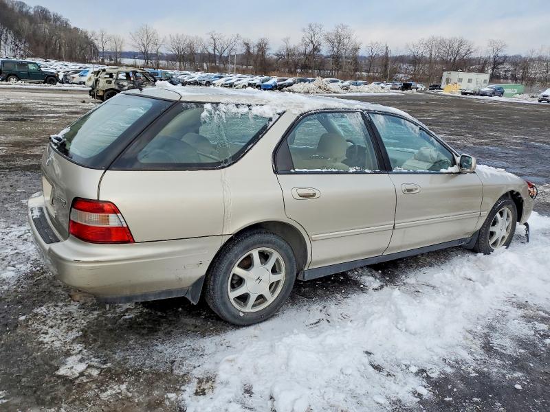Photo 3 from auction – 1995 HONDA ACCORD EX with VIN 1HGCE1894SA002095