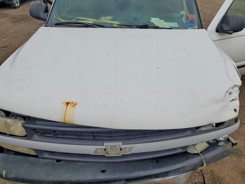 Photo 11 from auction – 2000 CHEVROLET SILVERADO with VIN 1GCEC14W4YE291571