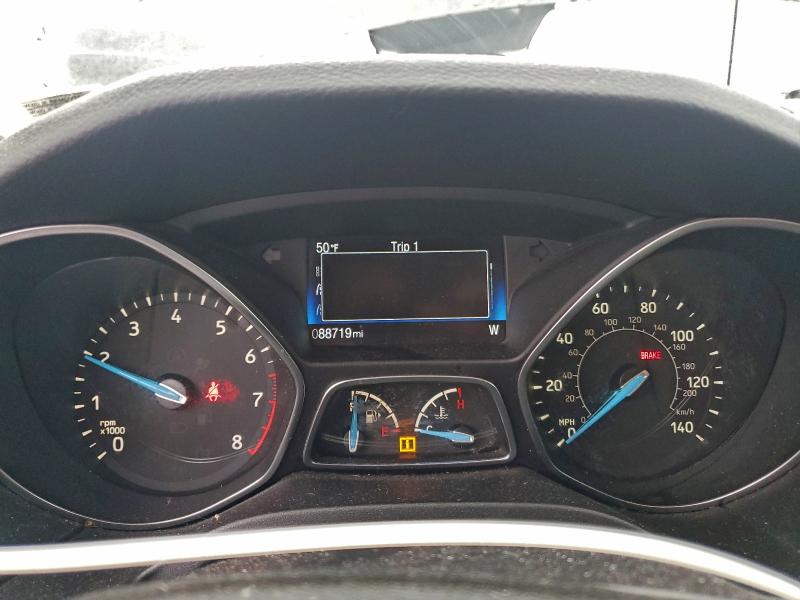 Photo 9 from auction – 2017 FORD FOCUS SE with VIN 1FADP3FE3HL257283