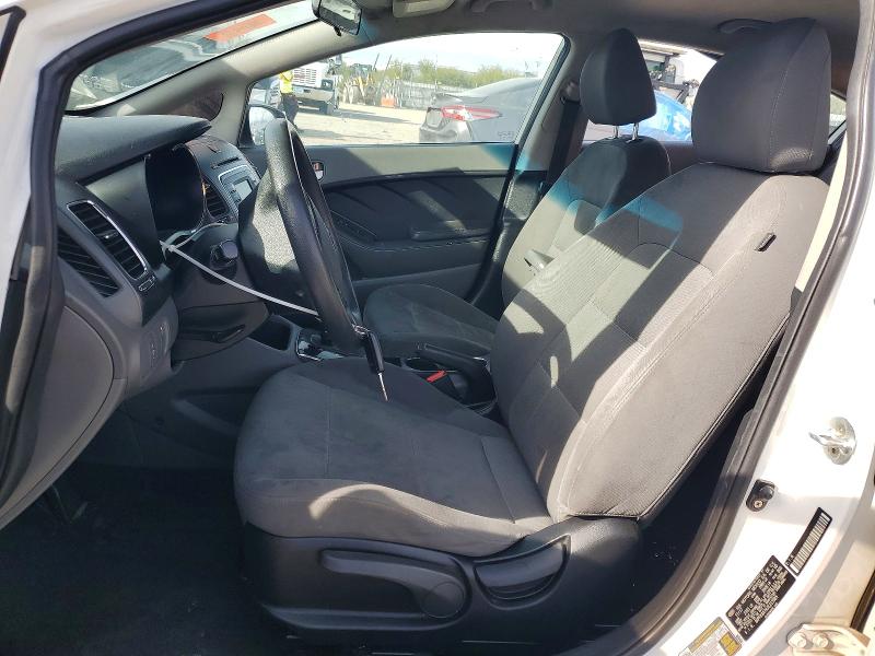 Photo 7 from auction – 2018 KIA FORTE LX with VIN 3KPFK4A74JE213985