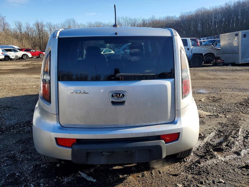 Photo 6 from auction – 2010 KIA SOUL + with VIN KNDJT2A24A7116687