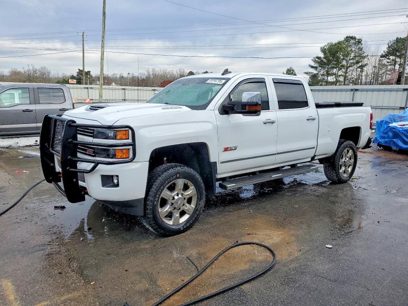 CHEVROLET SILVERADO 2019 with VIN 1GC1KTEY3KF272363 - Photo from auction