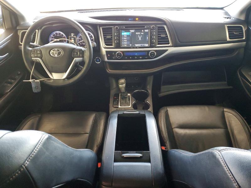 Photo 8 from auction – 2016 TOYOTA HIGHLANDER with VIN 5TDJKRFHXGS282719